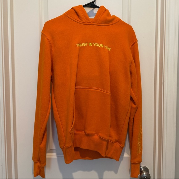 TIYV Message Hoodie & Shorts Set - Picture 2 of 2